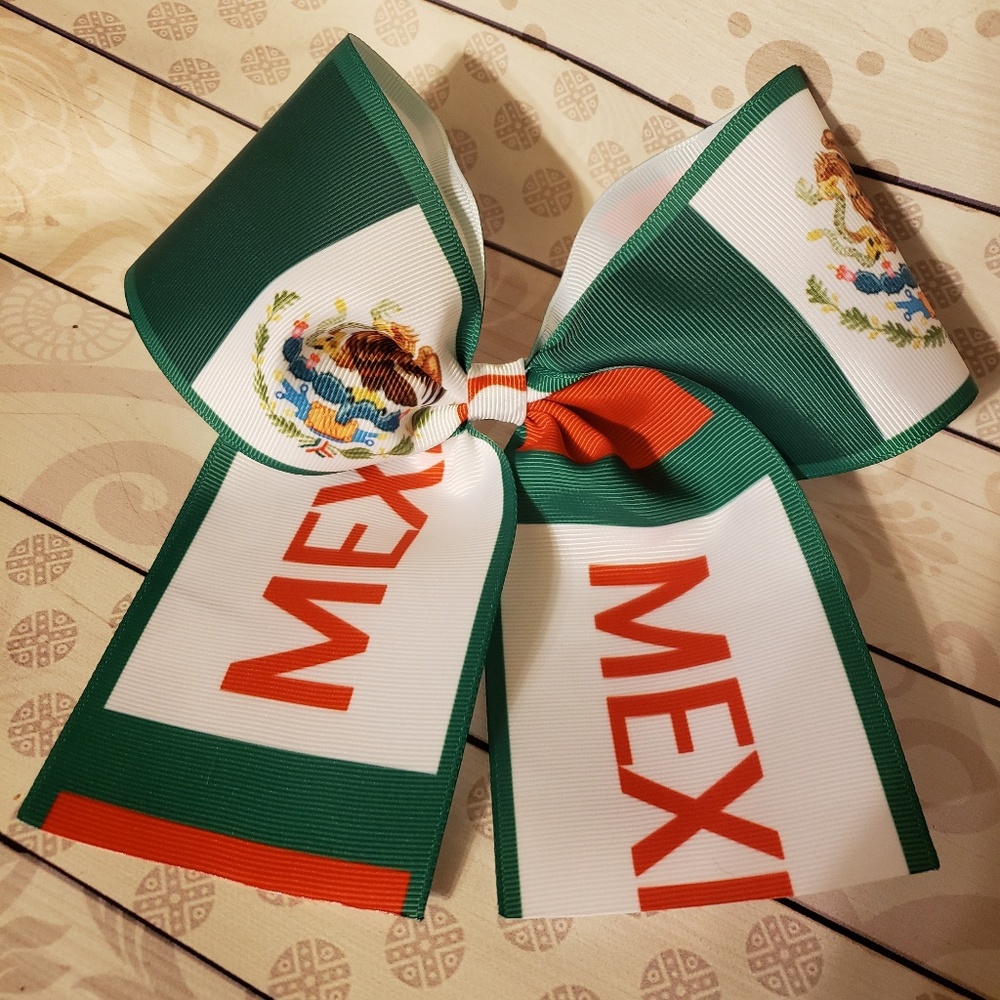 Cheer bow